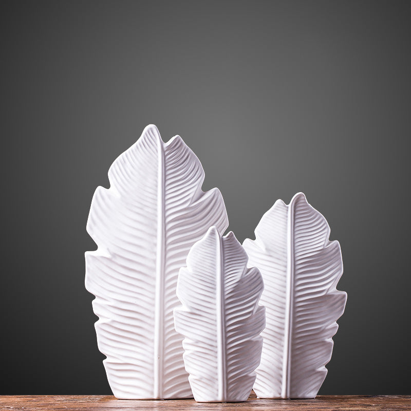 White Ceramic Leaf Sculpture Vase Set