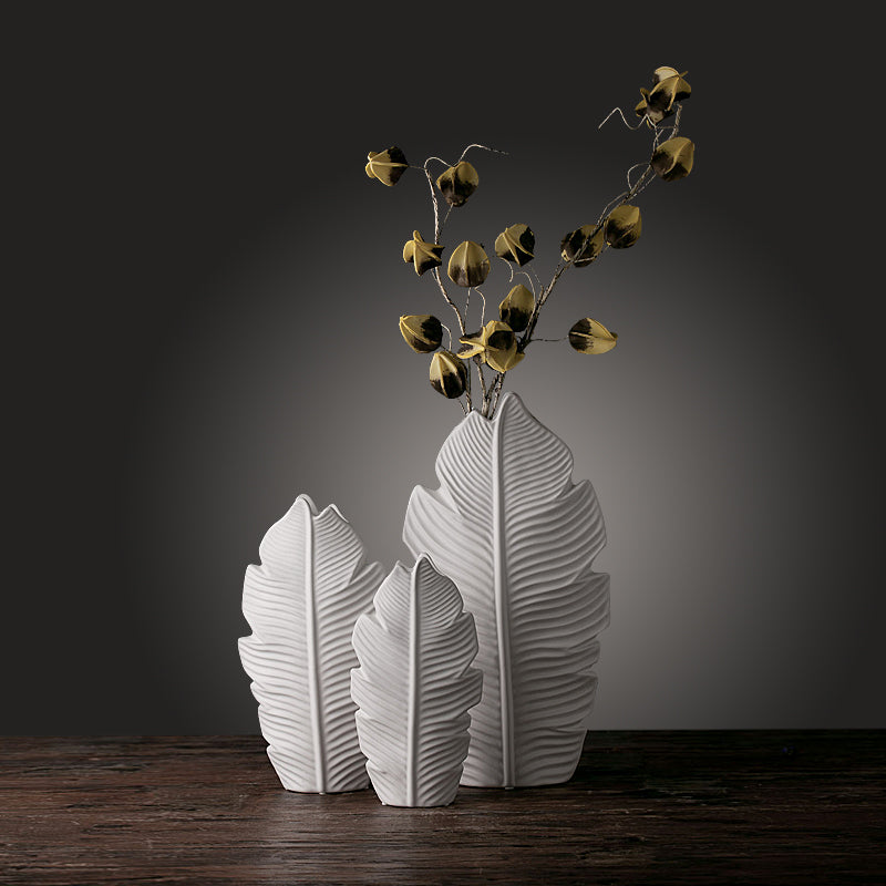 White Ceramic Leaf Sculpture Vase Set